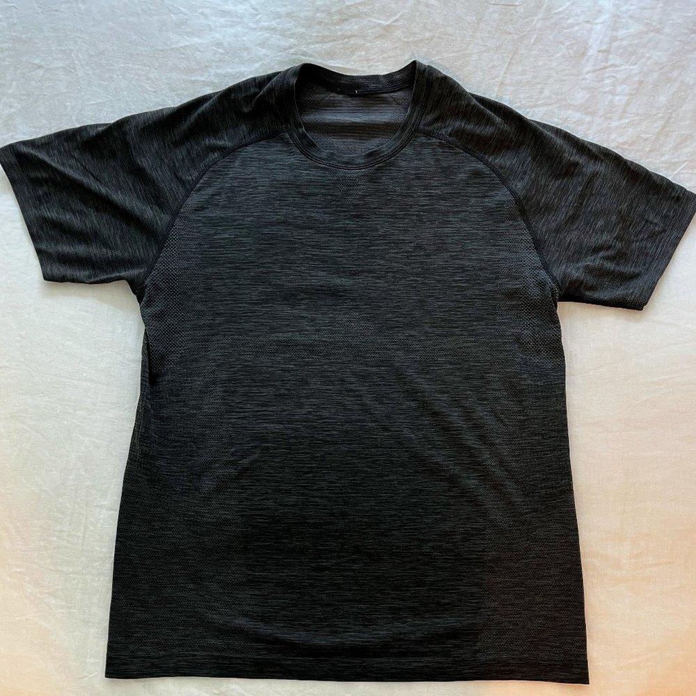 Lululemon Athletica Men's T-Shirt